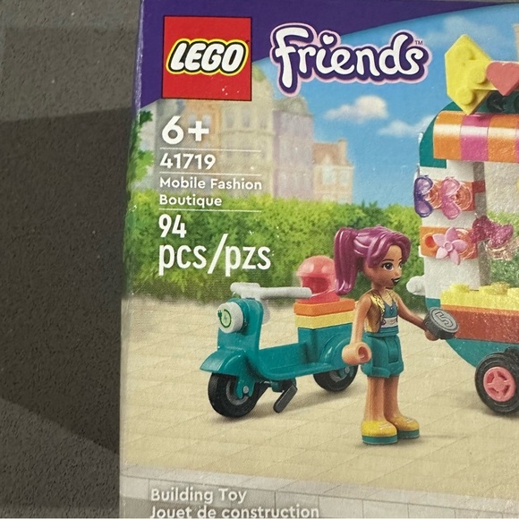 LEGO Friends Bundle- 41719 Mobile Fashion Boutique & 41443 Olivia’s Electric Car - Picture 13 of 14